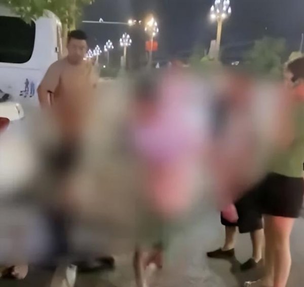 配资网导航 警方回应“一男子带12岁女孩开房”：涉事男子已抓获，受害者不止一个